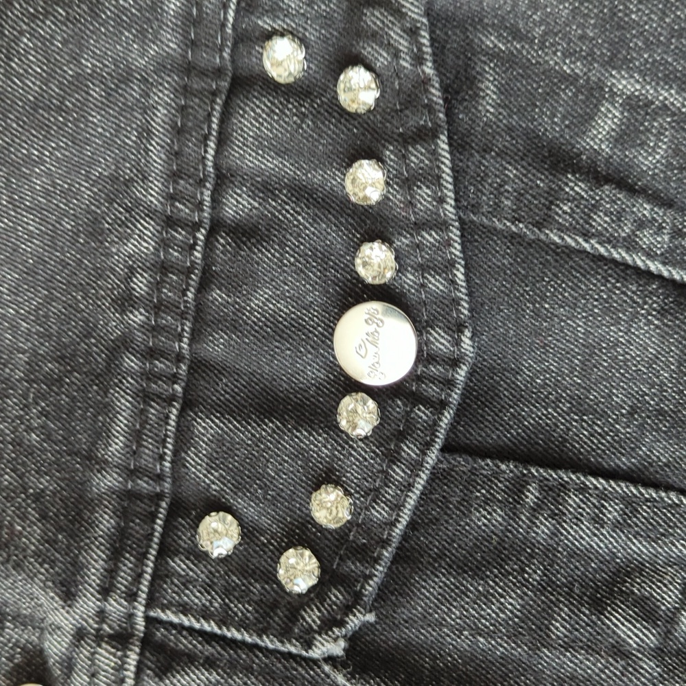 Black cropped jean jacket